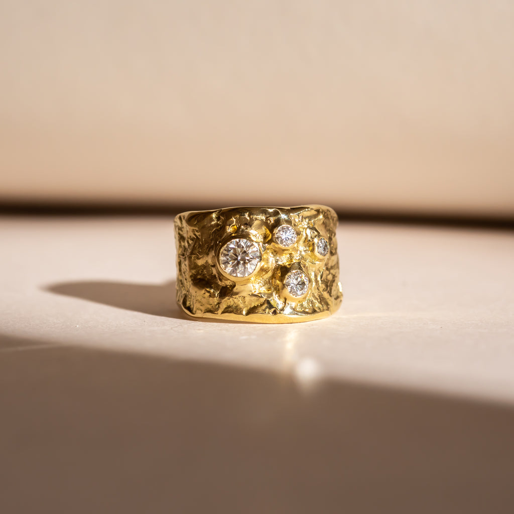 Chunky 18ct solid gold wide diamond band ring 