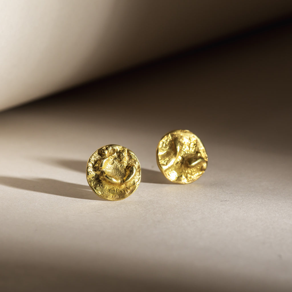 18ct yellow gold textured gold disc moon earrings