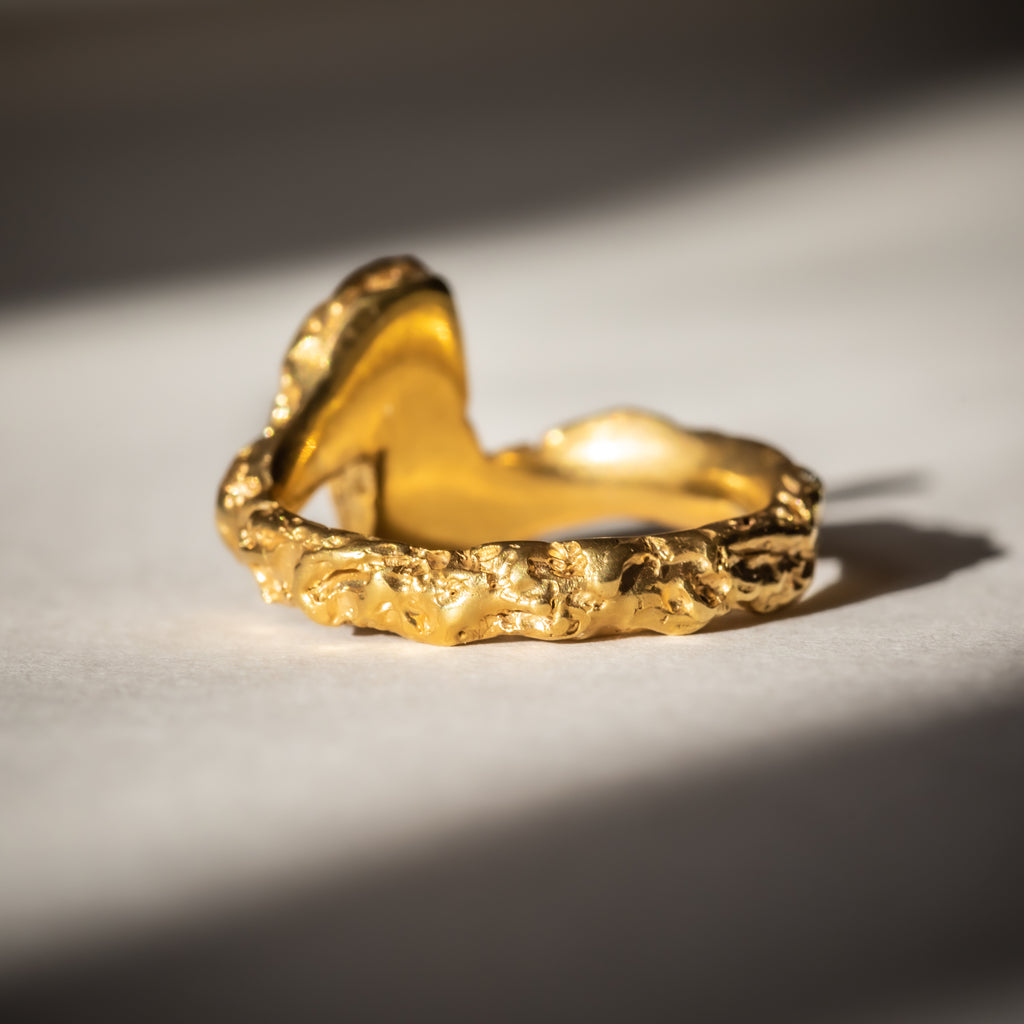 Bespoke Fairtrade gold and Canadian conflict free diamond ring